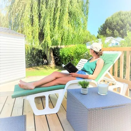 Coquillages & Crustaces Avec Piscine Chauffee & Alpesi faház Marennes